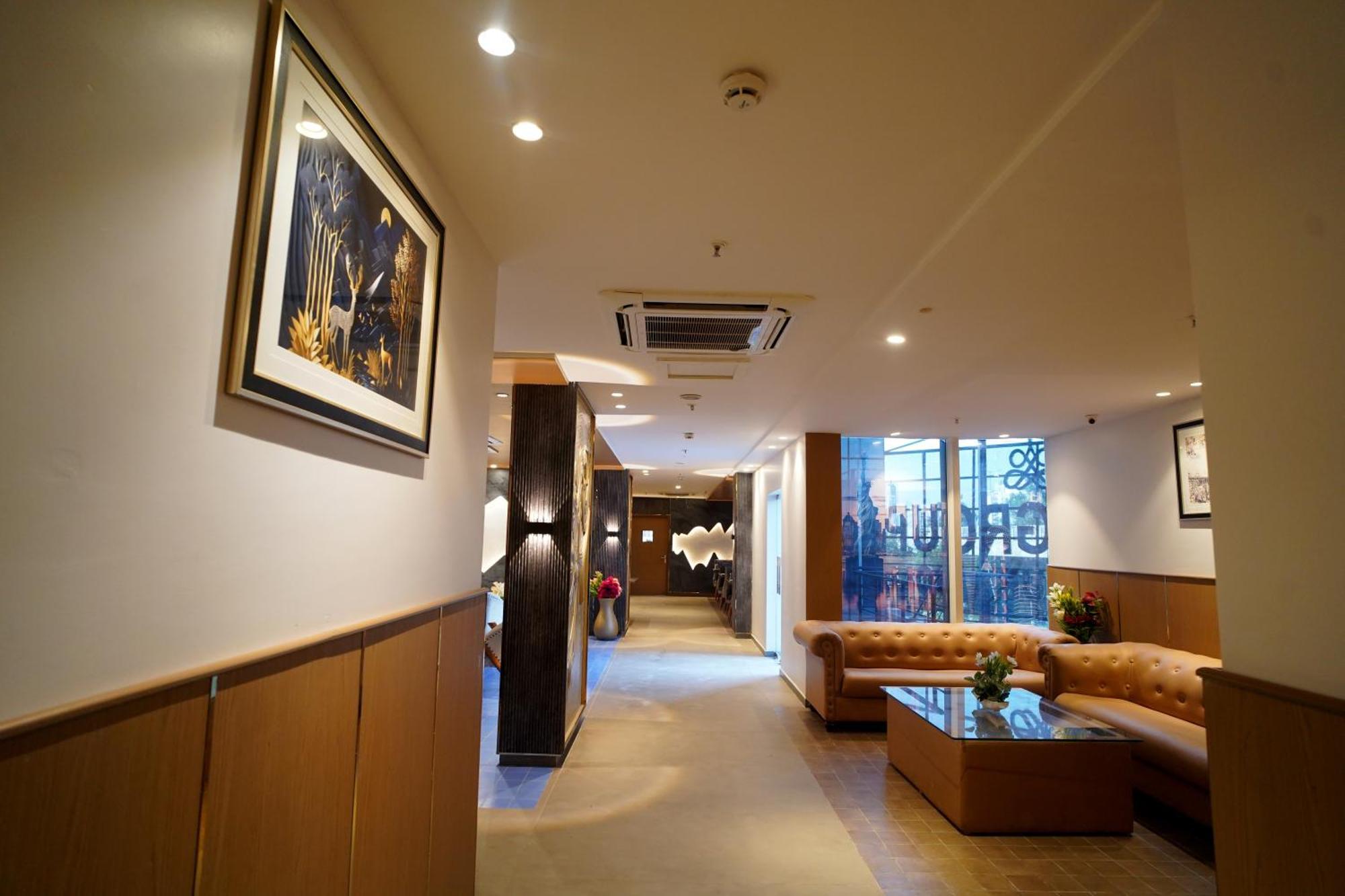 Hotel Sakura Gold Gurgáon Exteriér fotografie